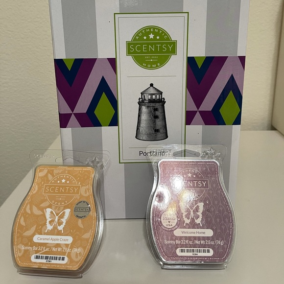 SOLD Portland Scentsy Warmer